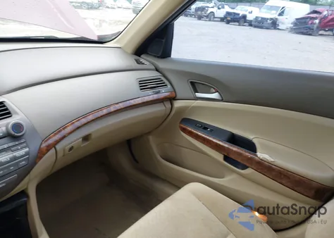 2010 Honda Accord 2.4 Ex z USA, uszkodzony, nr VIN 1HGCP2F74AA140543